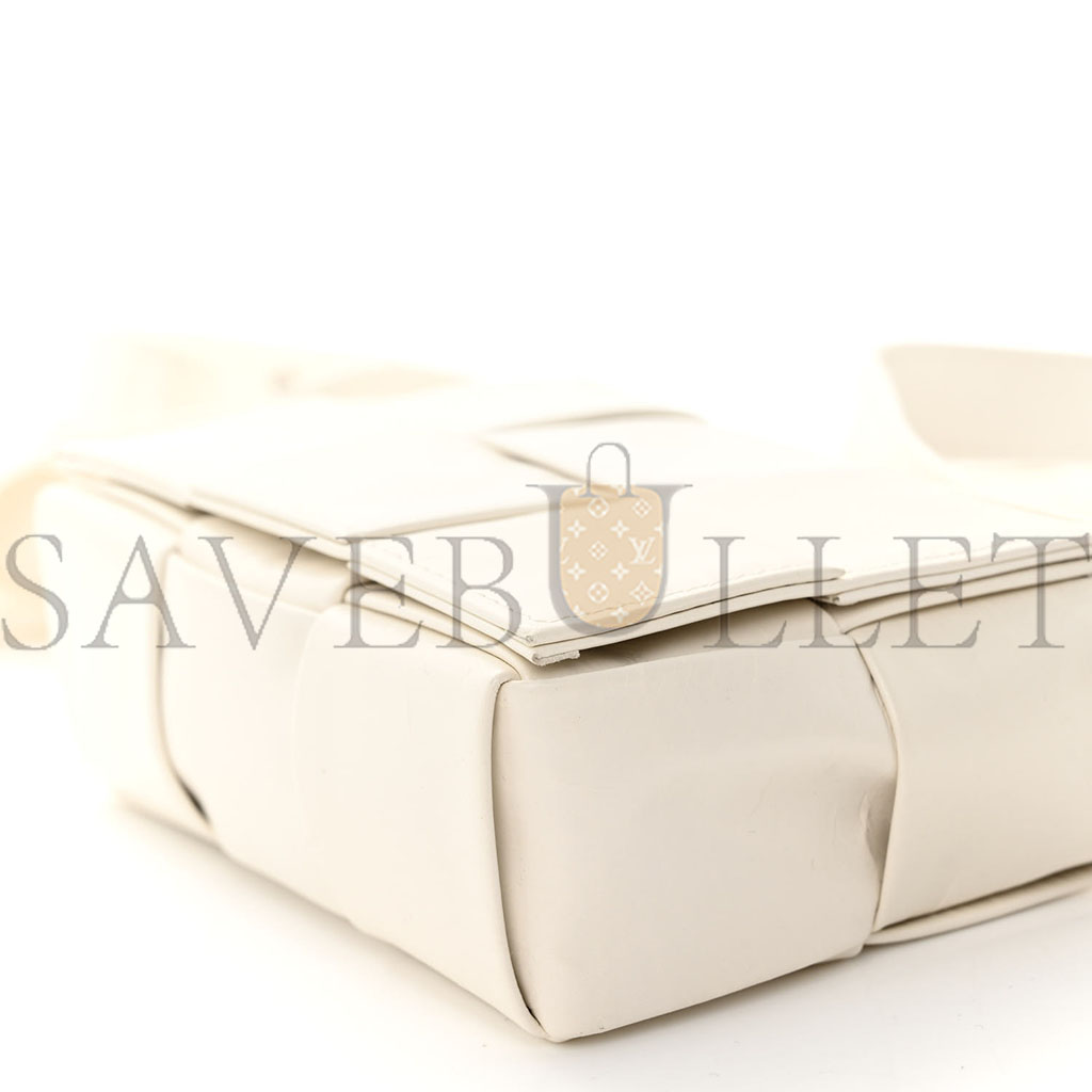 BOTTEGA VENETA LAMBSKIN MAXI INTRECCIATO EXTRA MINI CASSETTE CROSSBODY BAG WHITE (13*9*4cm)